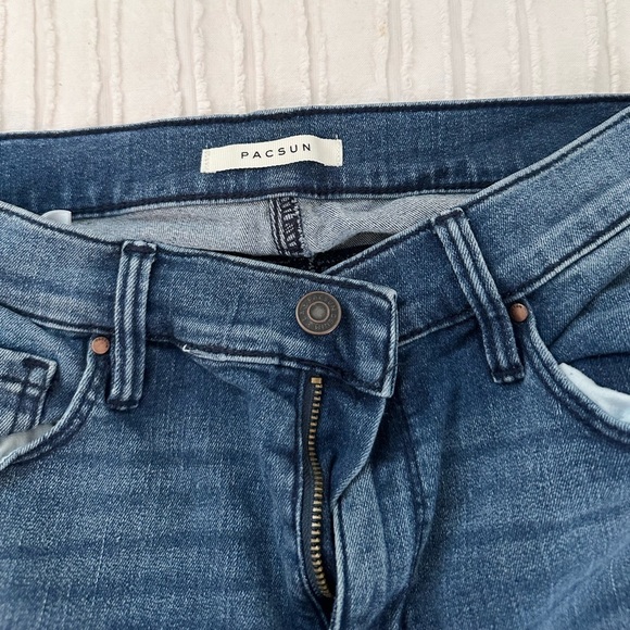 PacSun High Rise Distressed Jeggings Size 26 - Picture 4 of 5